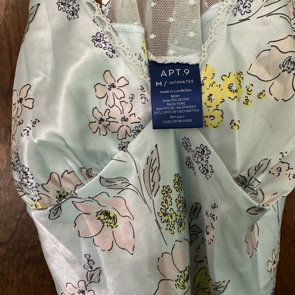 Size M Apt9 Silk Nightgown - Picture 2 of 2